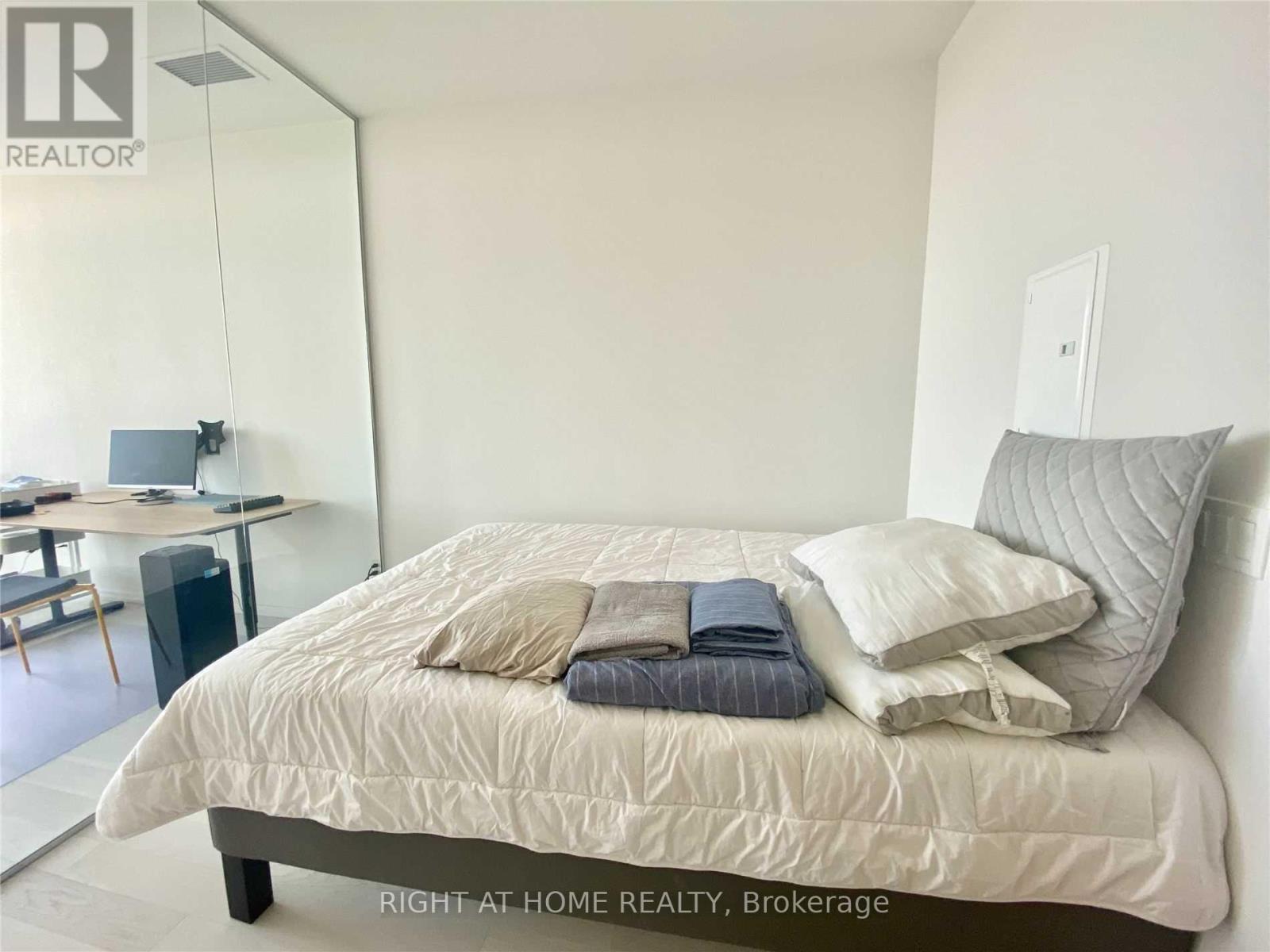 926 - 8 Hillsdale Avenue, Toronto, Ontario  M4S 0B2 - Photo 12 - C13772134