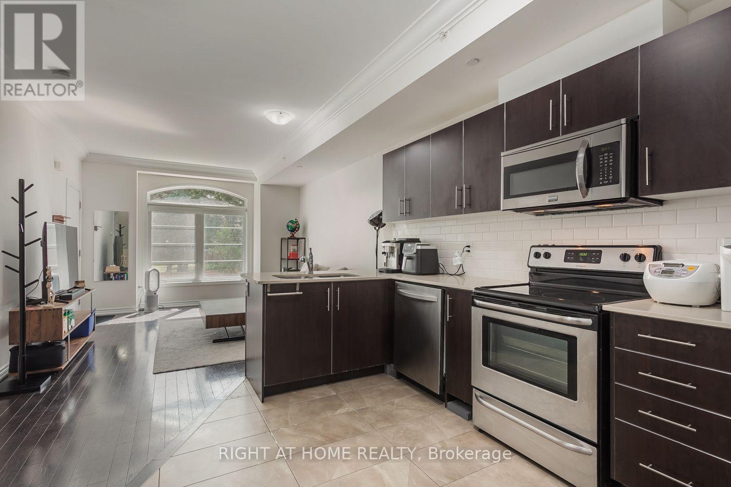22 - 39 Drewry Avenue, Toronto, Ontario  M2M 0B4 - Photo 7 - C13789164