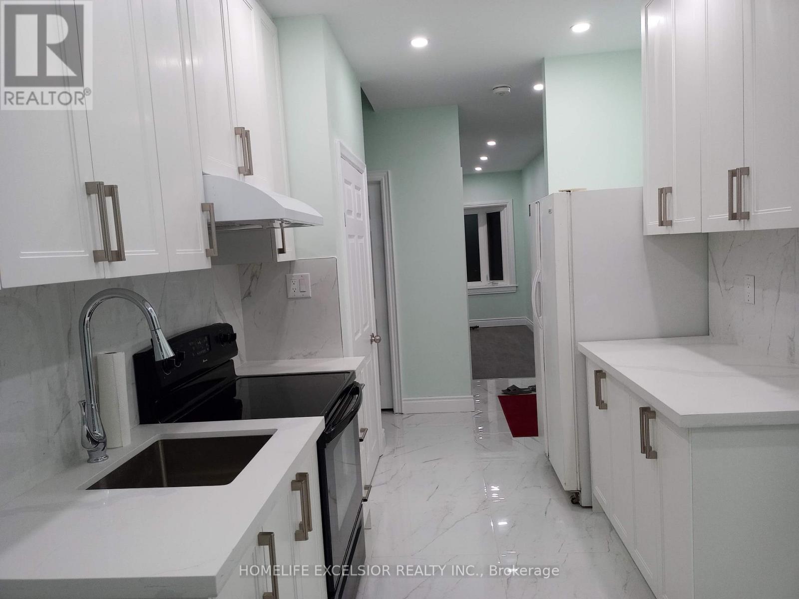 Main - 82 Pandora Circle, Toronto, Ontario  M1H 1V7 - Photo 4 - E13789158