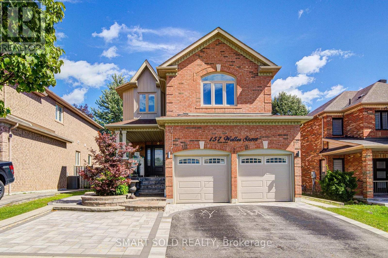 157 WALLER STREET, Whitby, Ontario