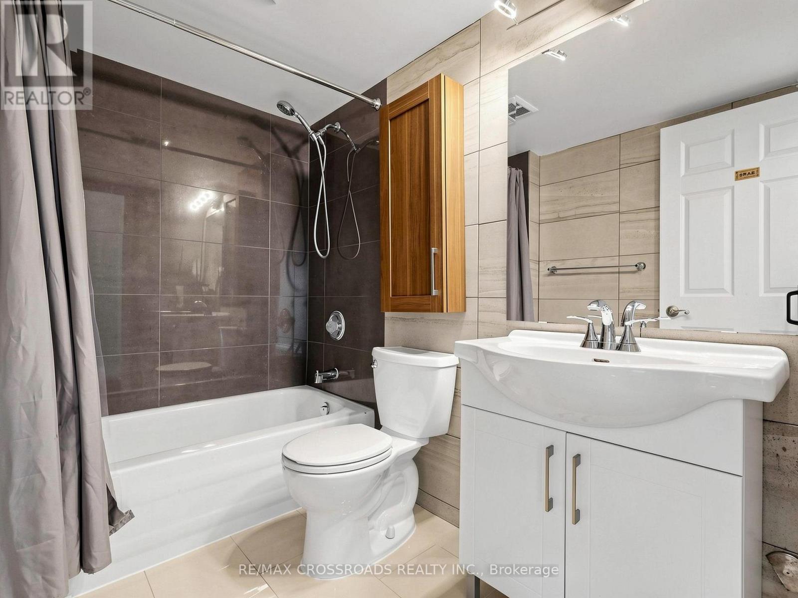 713 - 3 Ellesmere Street, Richmond Hill, Ontario  L4B 4N2 - Photo 22 - N13789172
