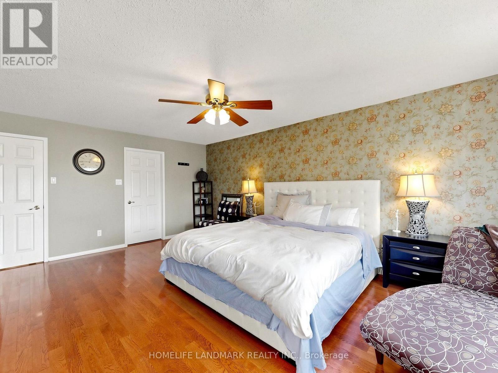 52 Queensmill Court, Richmond Hill, Ontario  L4B 1N3 - Photo 15 - N13789186