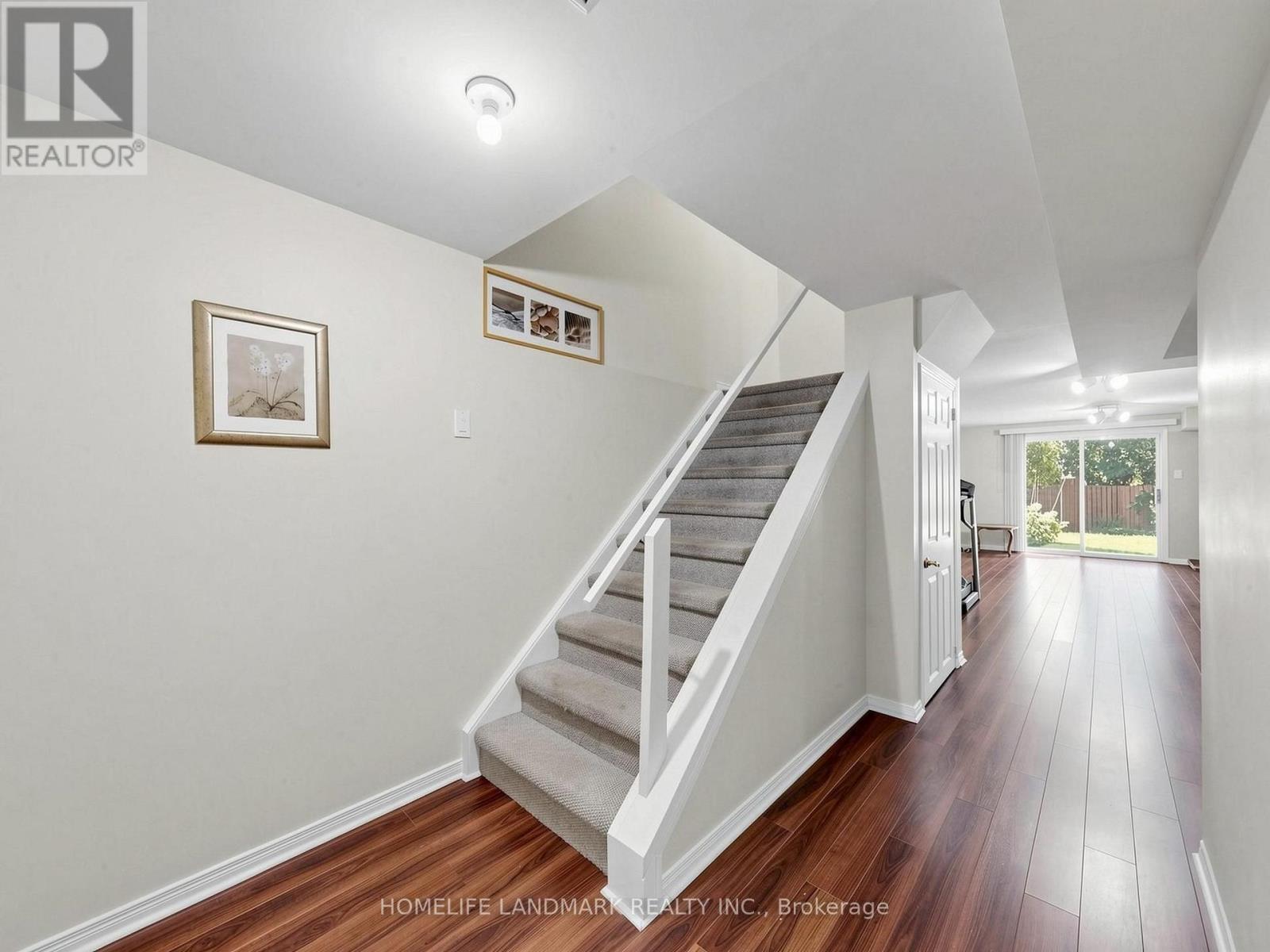 52 Queensmill Court, Richmond Hill, Ontario  L4B 1N3 - Photo 24 - N13789186
