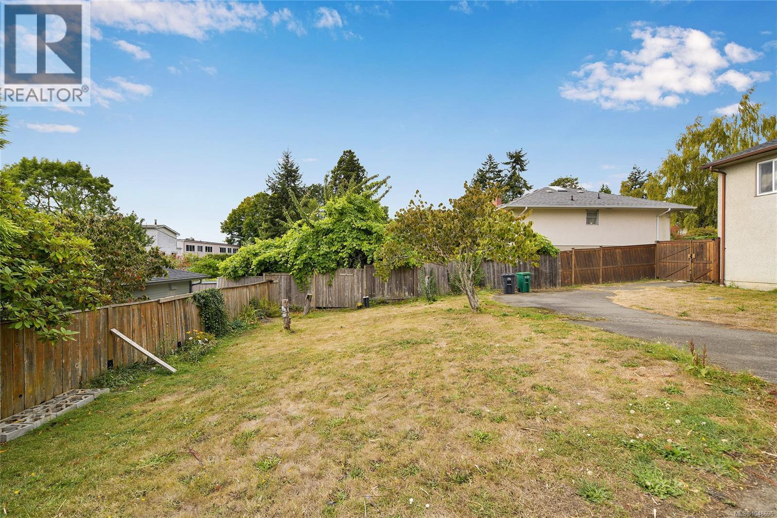 1277 Revercomb Pl