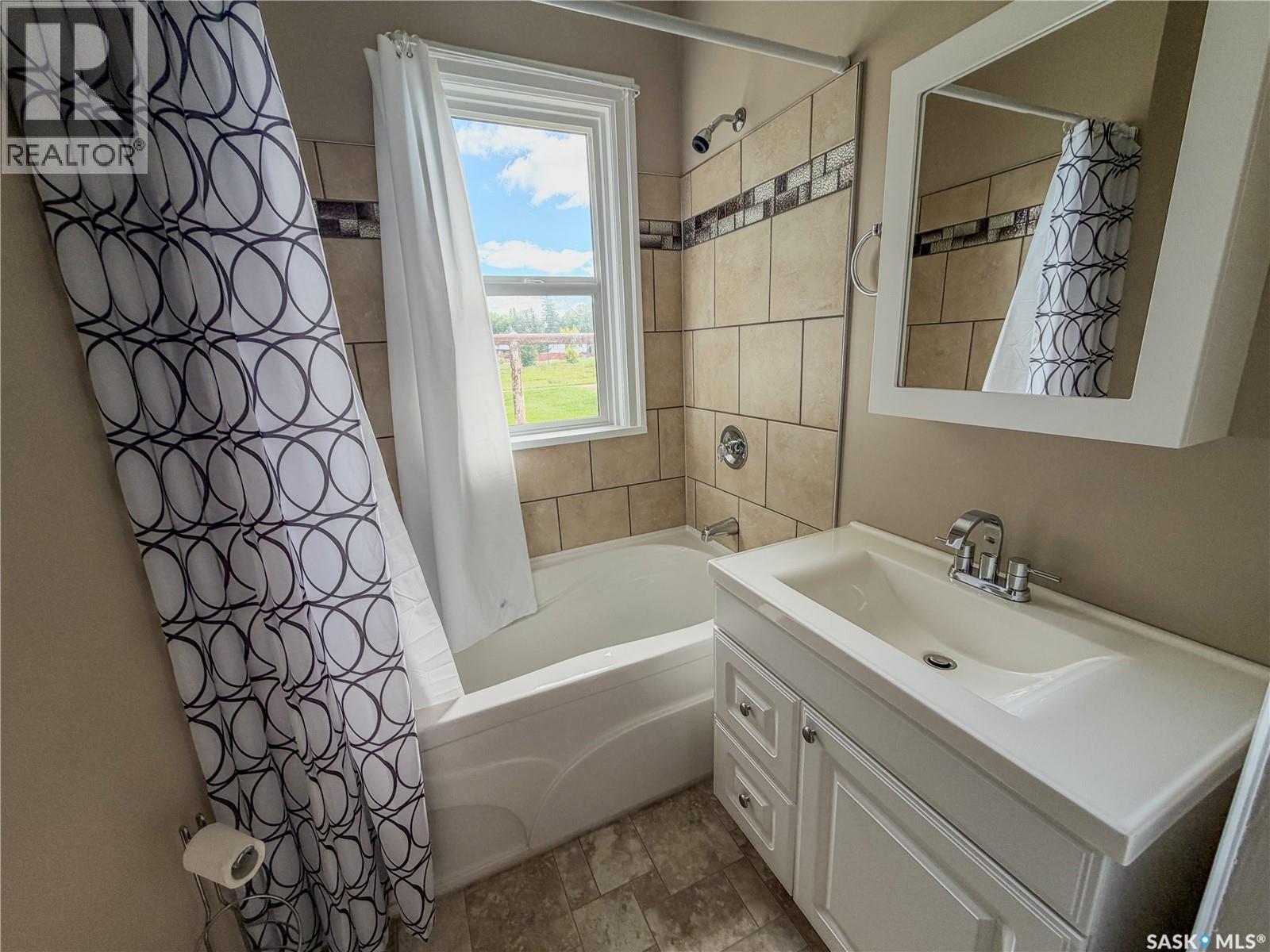 31 Laurier Avenue, Yorkton, Saskatchewan  S3N 1T7 - Photo 19 - SK048598