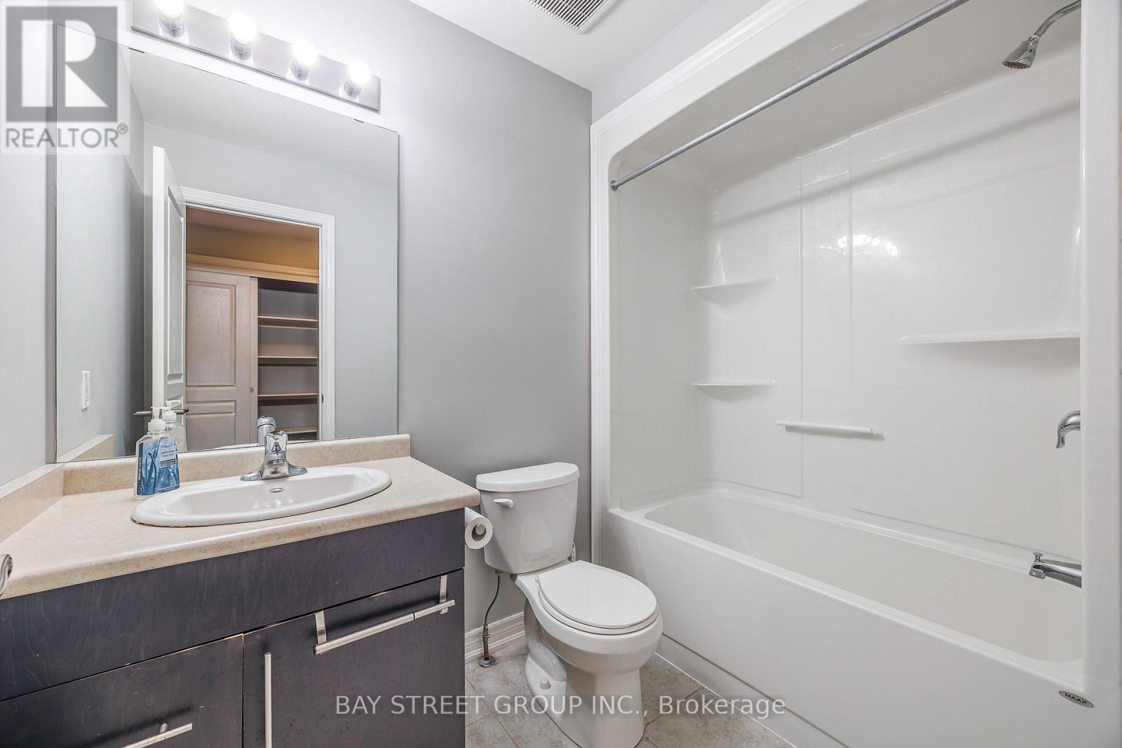 7752 Willey Street, Niagara Falls, Ontario  L2G 0H2 - Photo 10 - X13789228