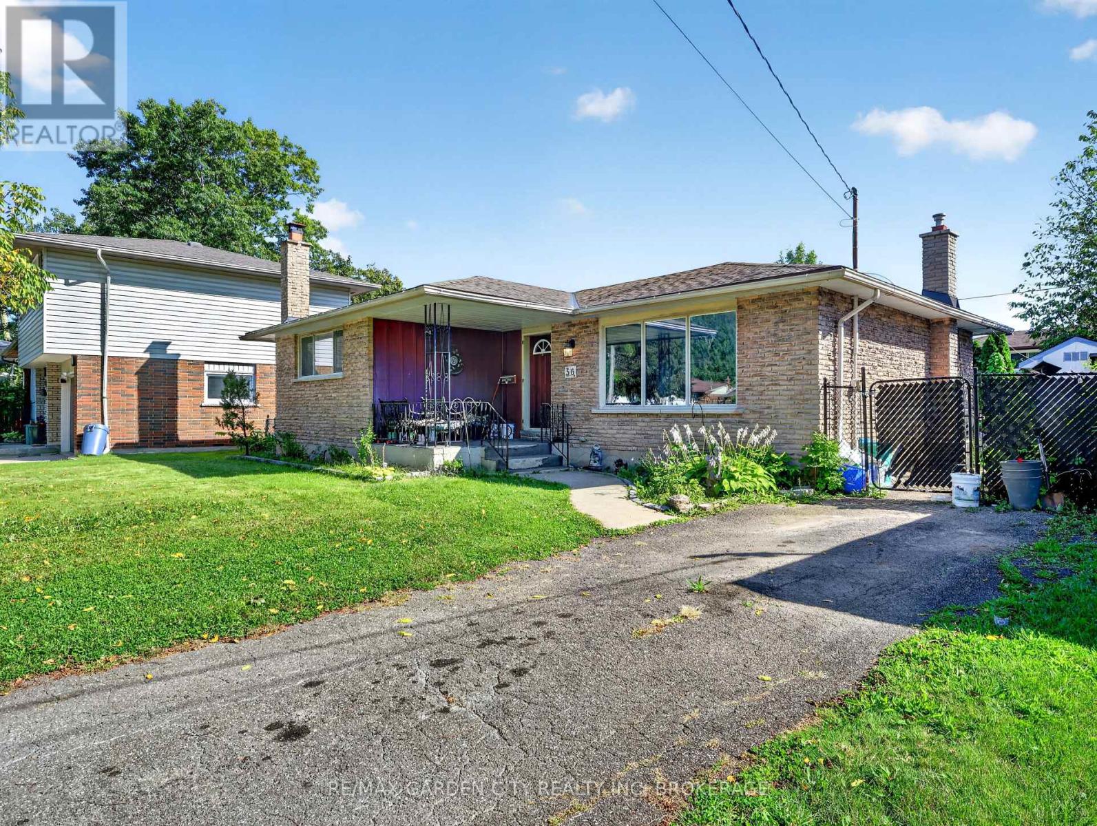 56 BURNESS DRIVE, St. Catharines, Ontario