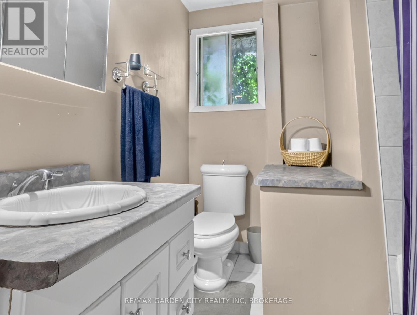 56 Burness Drive, St. Catharines, Ontario  L2P 1J5 - Photo 14 - X13789244