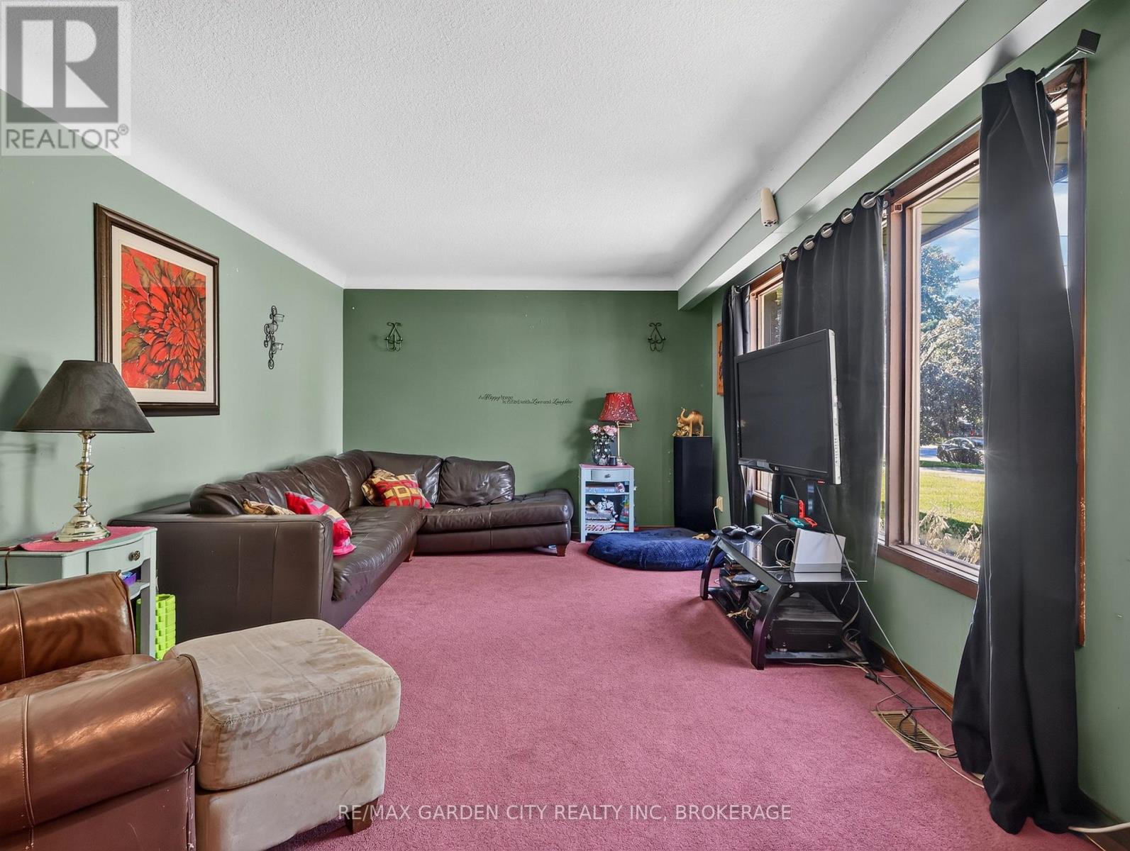 56 Burness Drive, St. Catharines, Ontario  L2P 1J5 - Photo 6 - X13789244