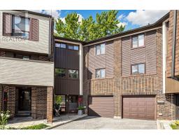 10 TURRET HILLWAY WAY, Toronto, Ontario