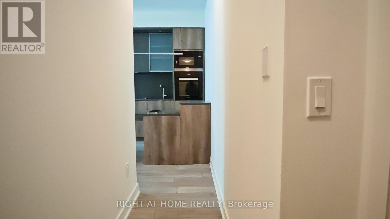 4005 - 11 Yorkville Avenue, Toronto, Ontario  M4W 1L2 - Photo 4 - C13789264