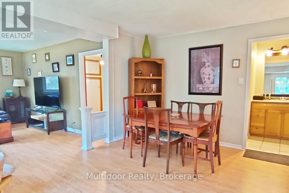 1058 Isabella Street, Innisfil, Ontario  L0L 1C0 - Photo 14 - N13789234