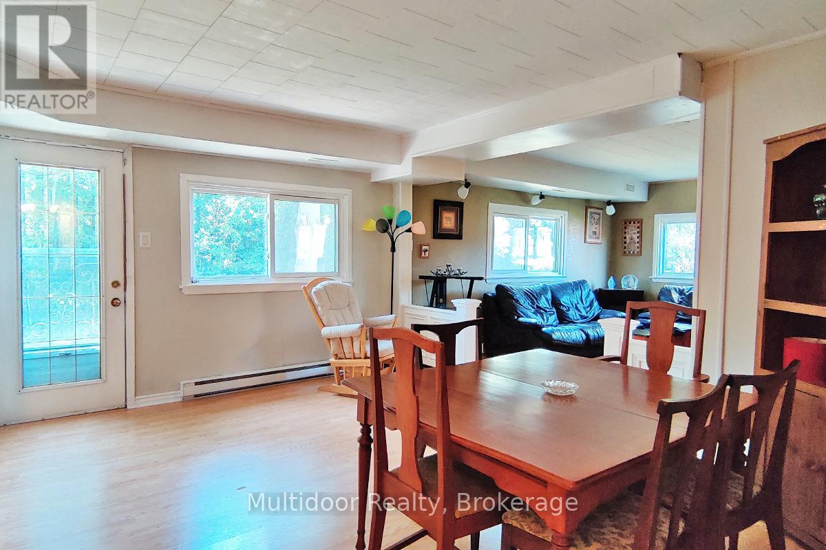 1058 Isabella Street, Innisfil, Ontario  L0L 1C0 - Photo 16 - N13789234