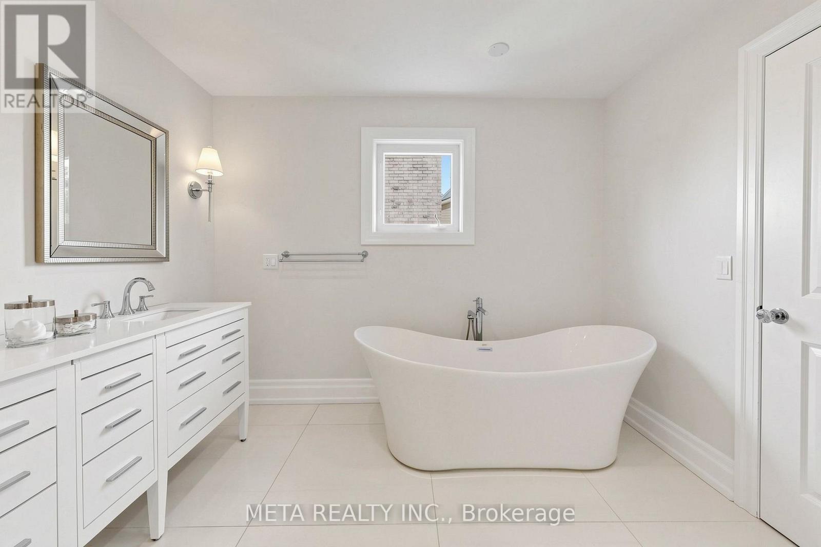 431 Kerrybrook Drive, Richmond Hill, Ontario  L4C 5M5 - Photo 28 - N13789246