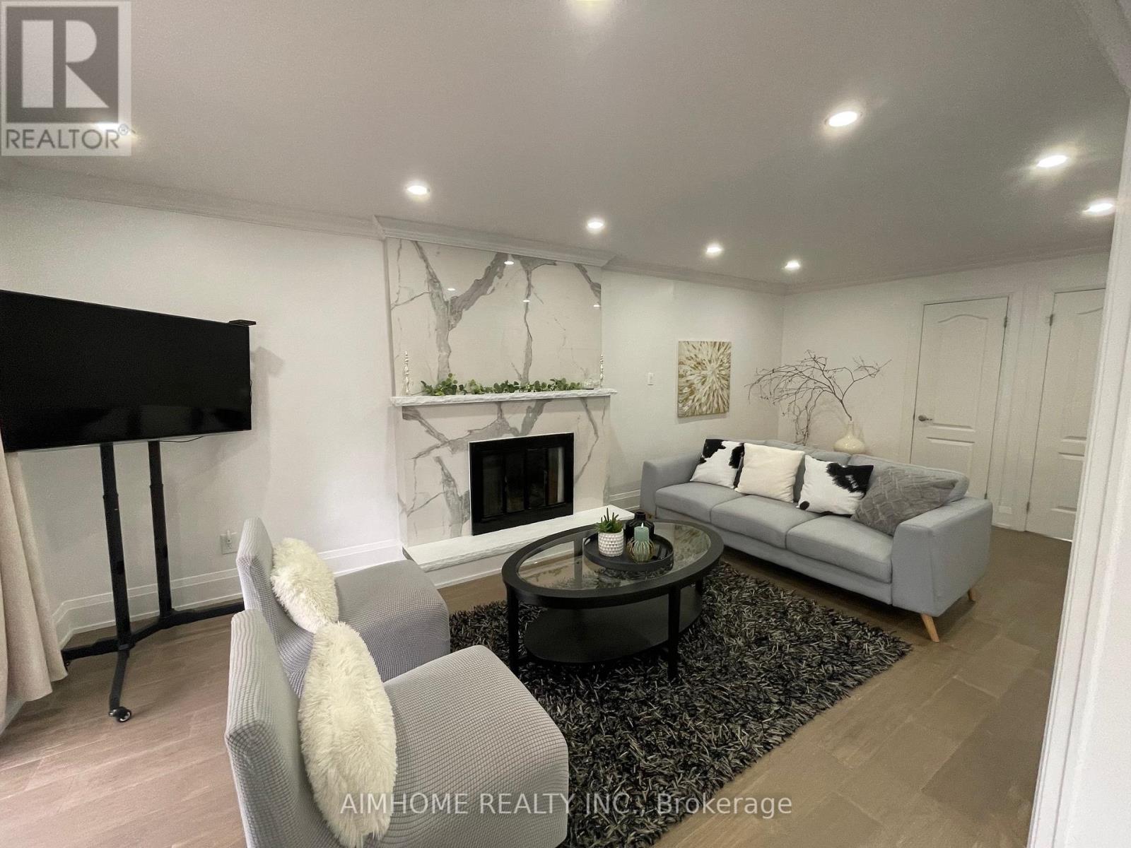 Main - 166 Fincham Avenue, Markham, Ontario  L3P 4B3 - Photo 7 - N13789260