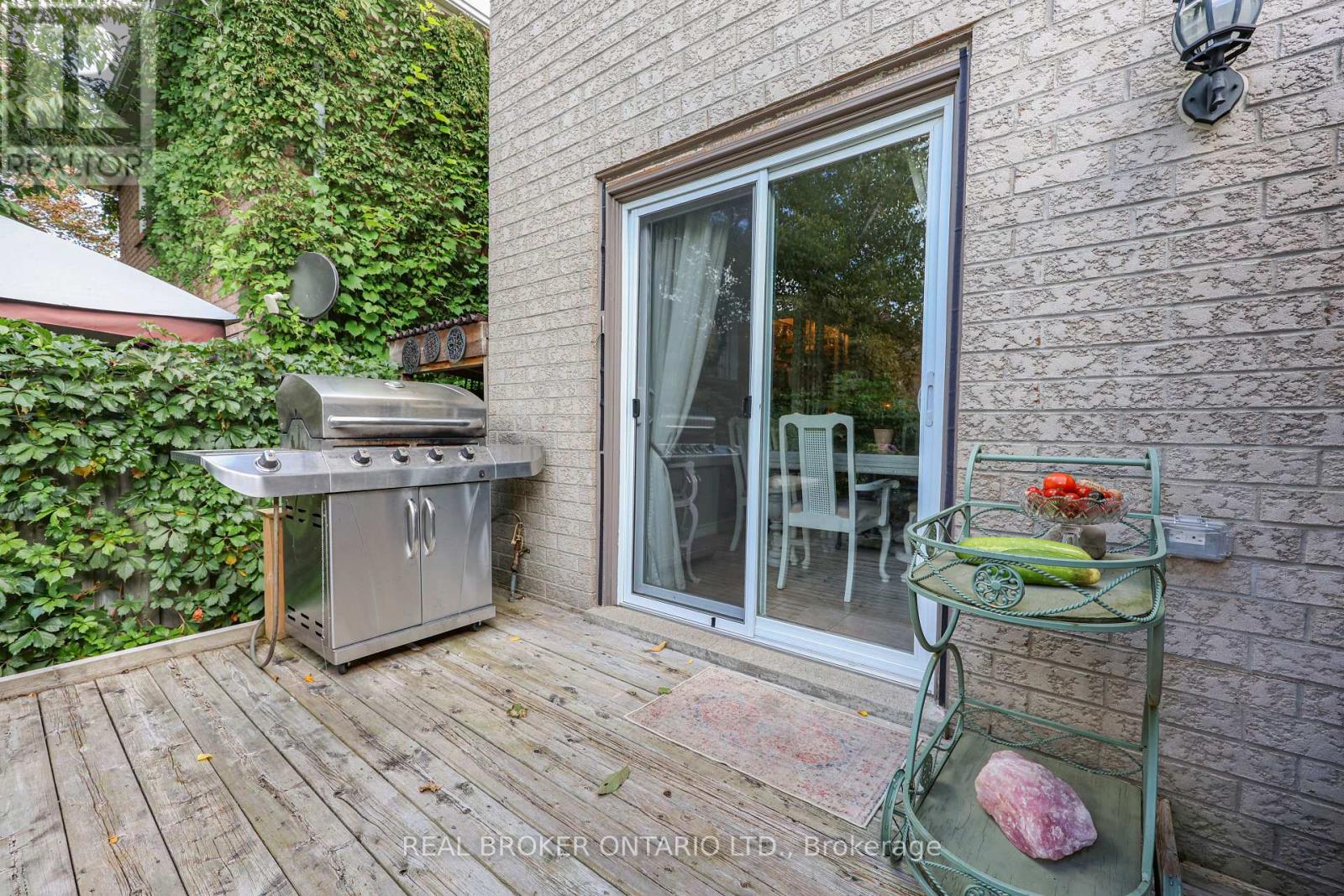 408 Flanagan Court, Newmarket, Ontario  L3X 2E9 - Photo 23 - N13789276