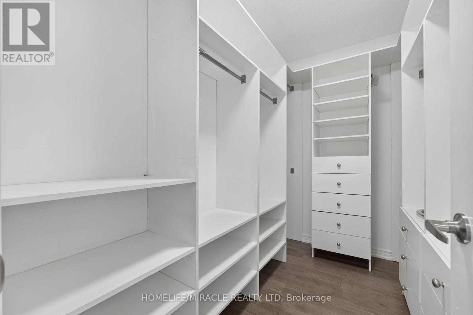 7350 Glamorgan Way, Mississauga, Ontario L5N 7Z3 - Photo 34 - W13789270