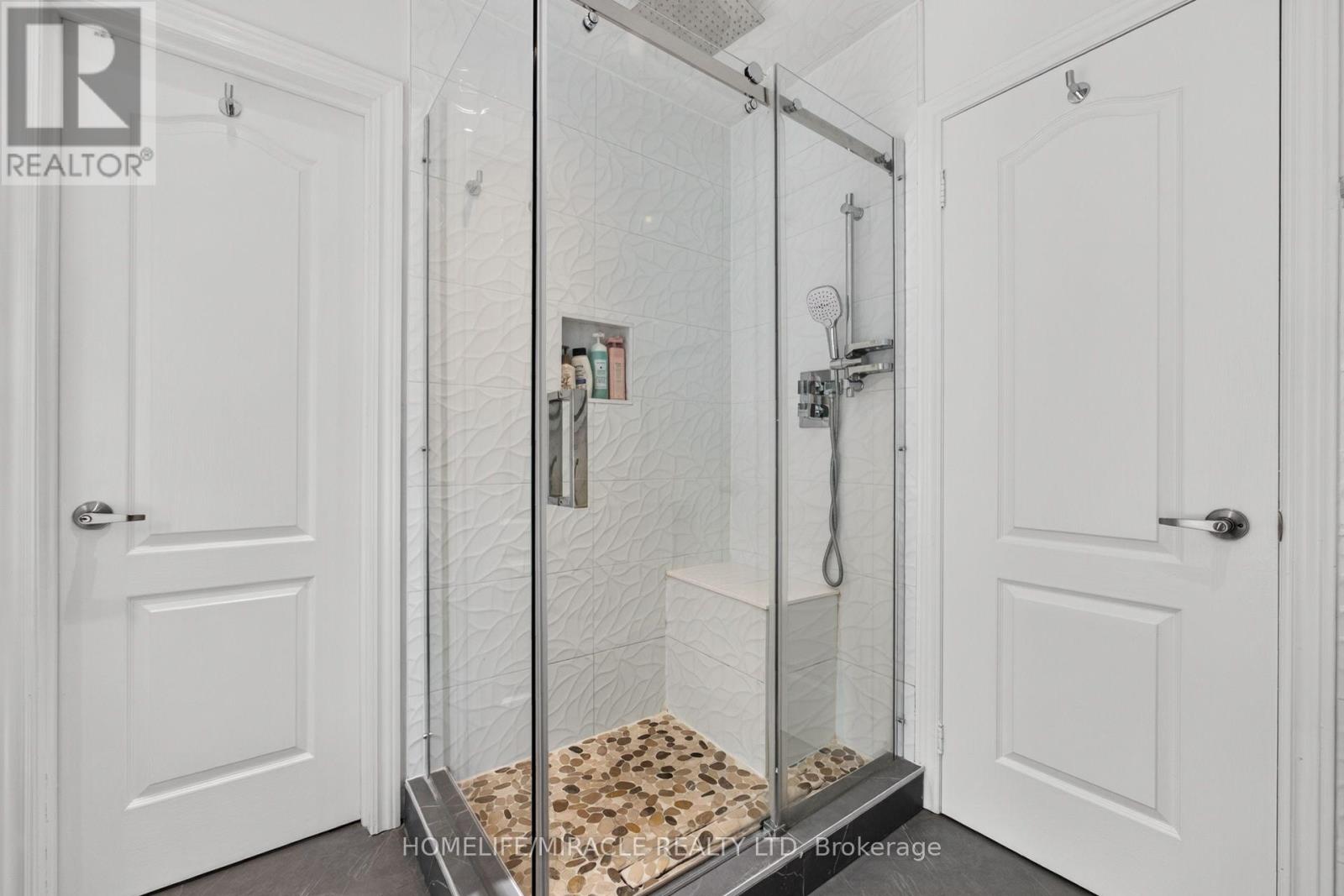 7350 Glamorgan Way, Mississauga, Ontario L5N 7Z3 - Photo 44 - W13789270
