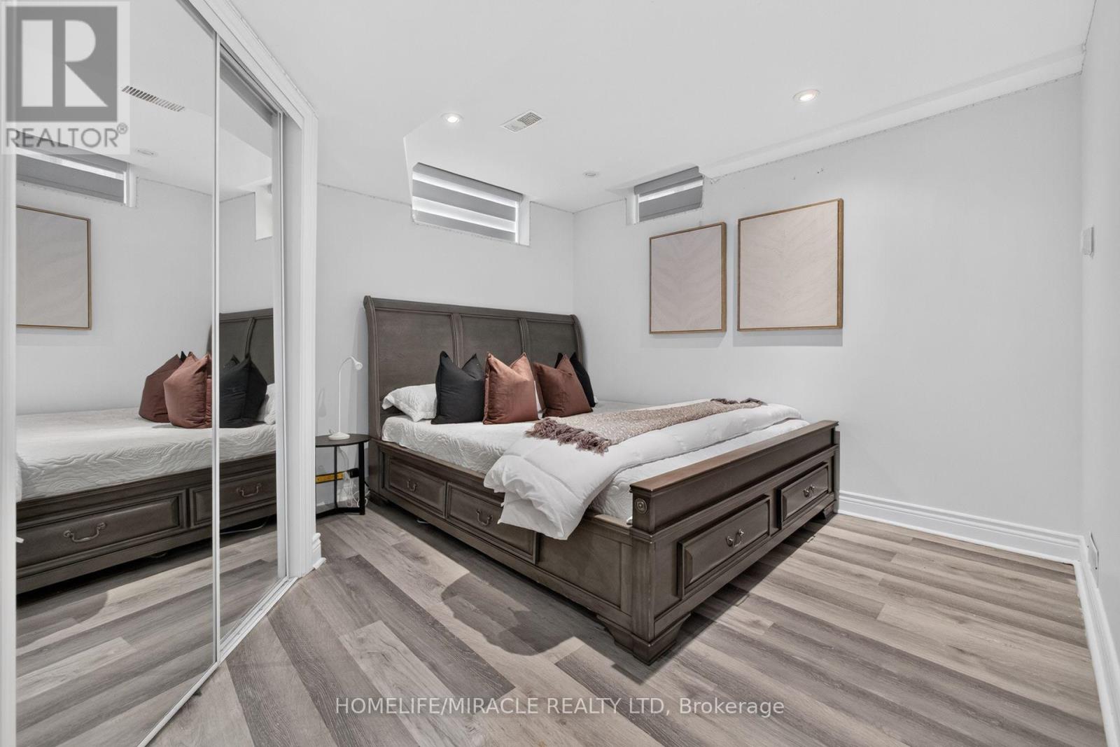 7350 Glamorgan Way, Mississauga, Ontario L5N 7Z3 - Photo 49 - W13789270