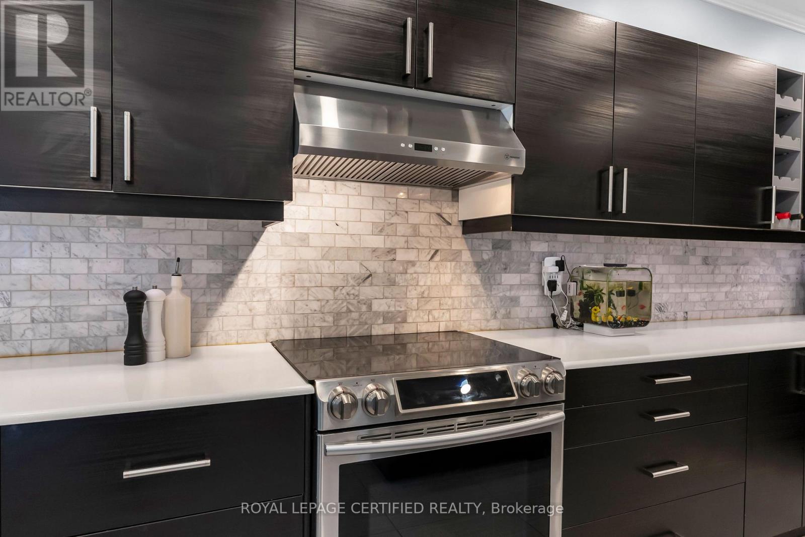 38 - 1532 Lancaster Drive, Oakville (Fa Falgarwood), Ontario  L6H 2Z3 - Photo 16 - W13789274