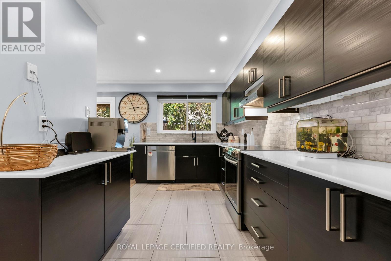 38 - 1532 Lancaster Drive, Oakville (Fa Falgarwood), Ontario  L6H 2Z3 - Photo 18 - W13789274