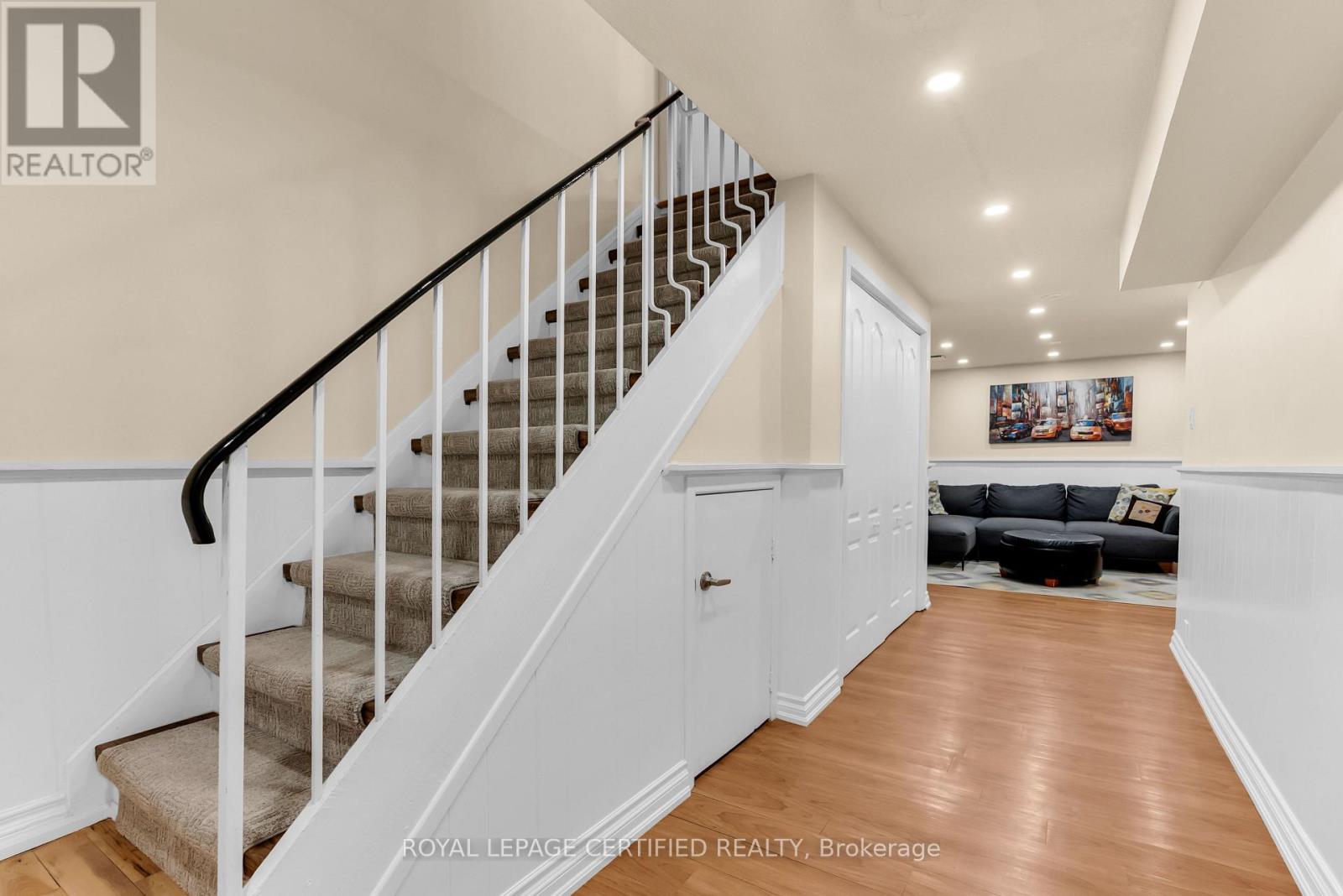 38 - 1532 Lancaster Drive, Oakville (Fa Falgarwood), Ontario  L6H 2Z3 - Photo 34 - W13789274