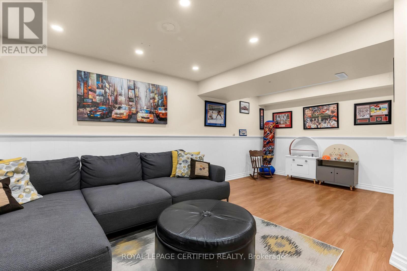 38 - 1532 Lancaster Drive, Oakville (Fa Falgarwood), Ontario  L6H 2Z3 - Photo 36 - W13789274