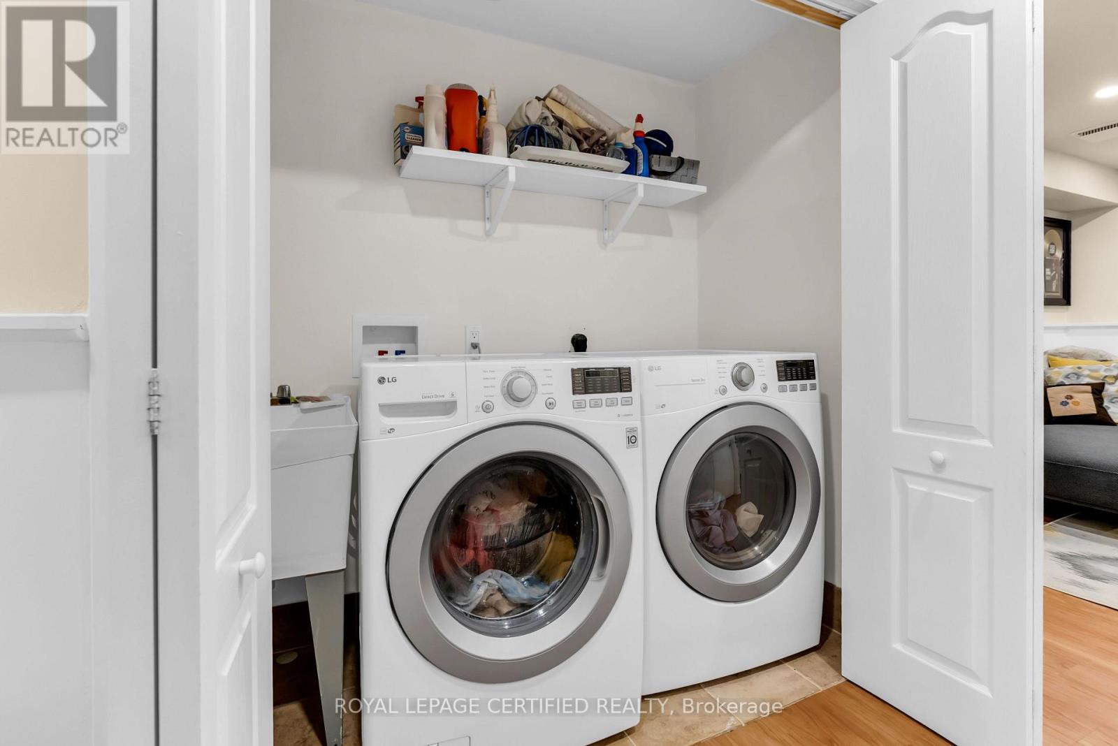 38 - 1532 Lancaster Drive, Oakville (Fa Falgarwood), Ontario  L6H 2Z3 - Photo 40 - W13789274