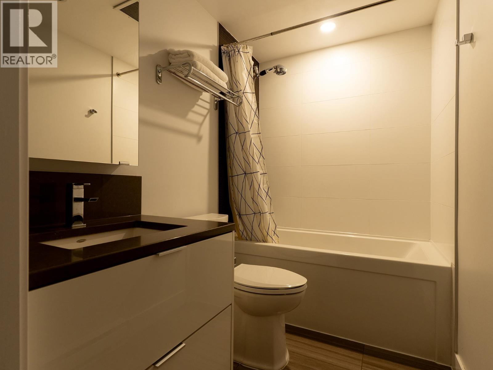 2 1777 W 7th Avenue, Vancouver, British Columbia  V6J 0E5 - Photo 17 - R3165778
