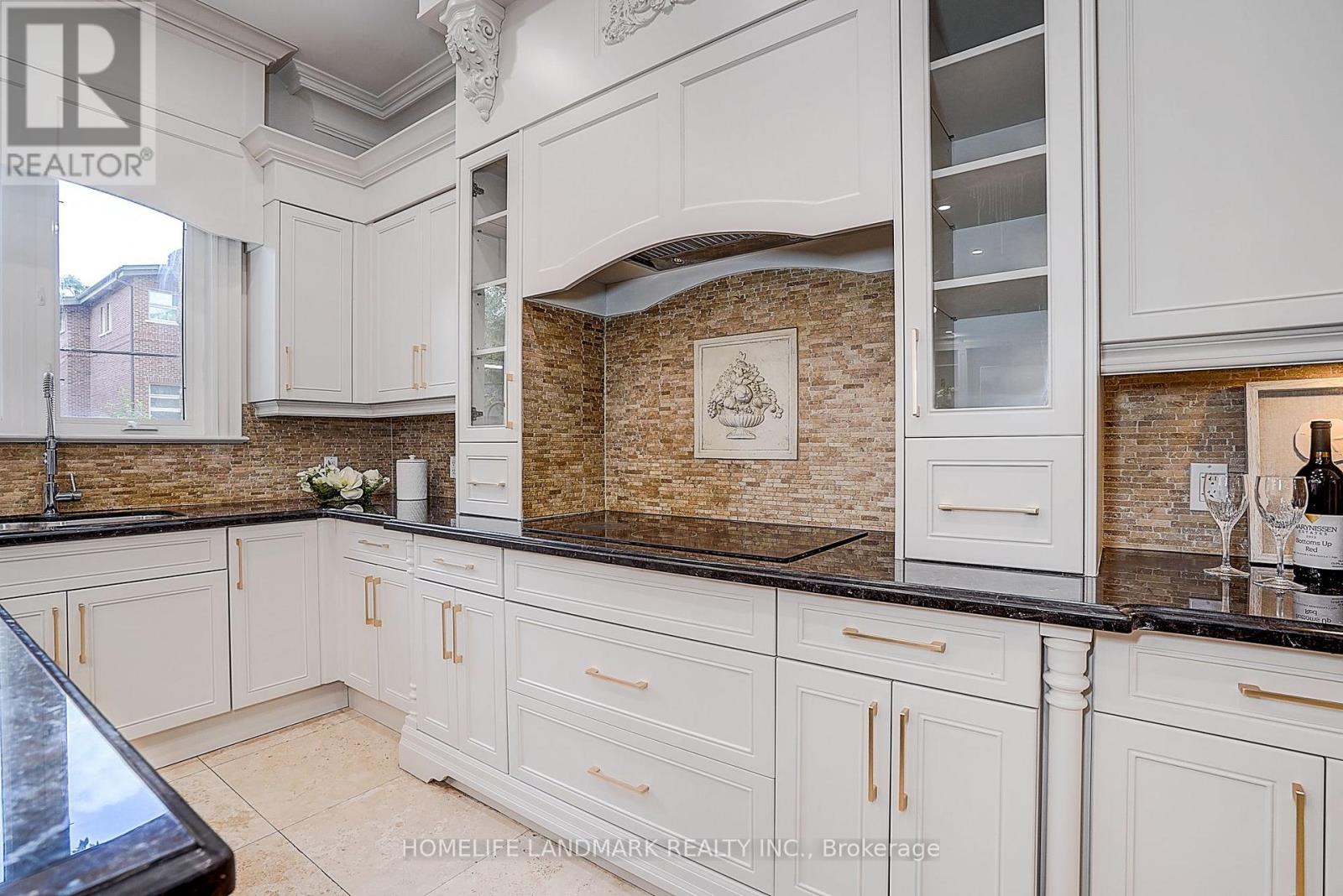 332 Greenfield Avenue, Toronto, Ontario  M2N 3E6 - Photo 16 - C13786056