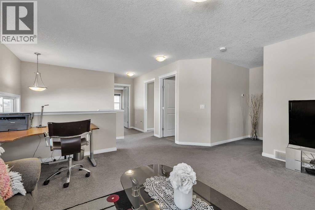 87 Panton Landing NW