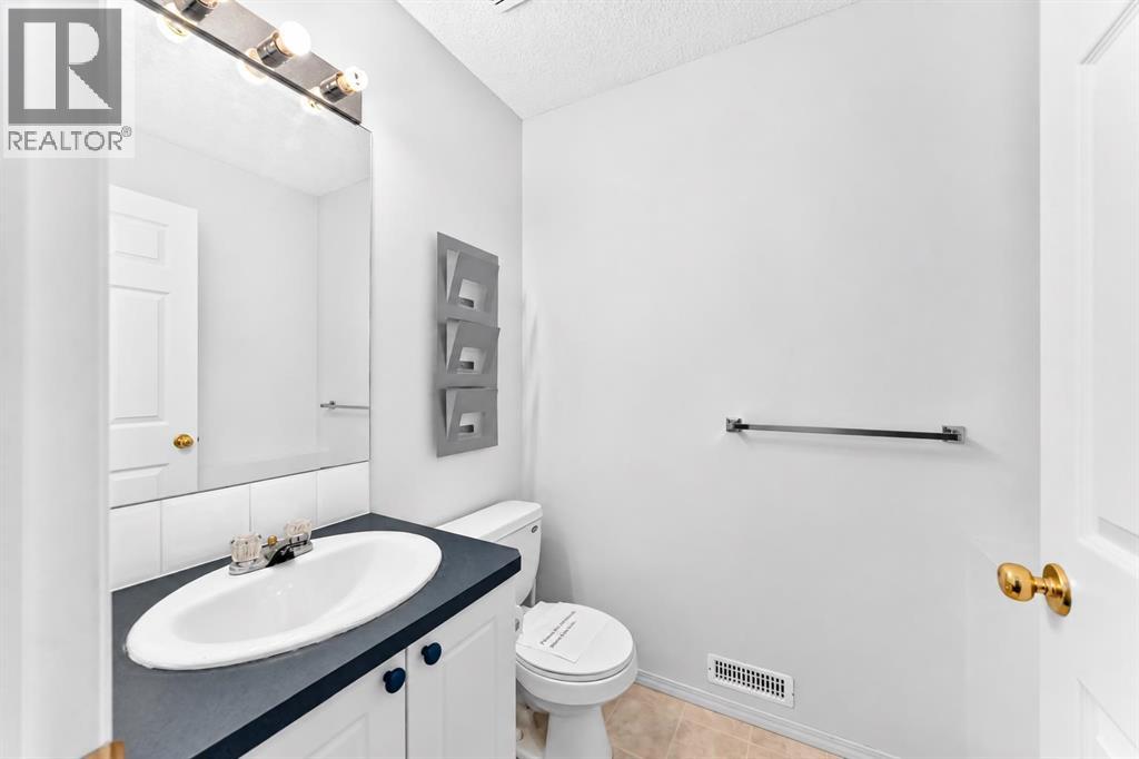 179 Saddlemead Green Ne, Calgary, Alberta  T3J 4M8 - Photo 8 - A2344447
