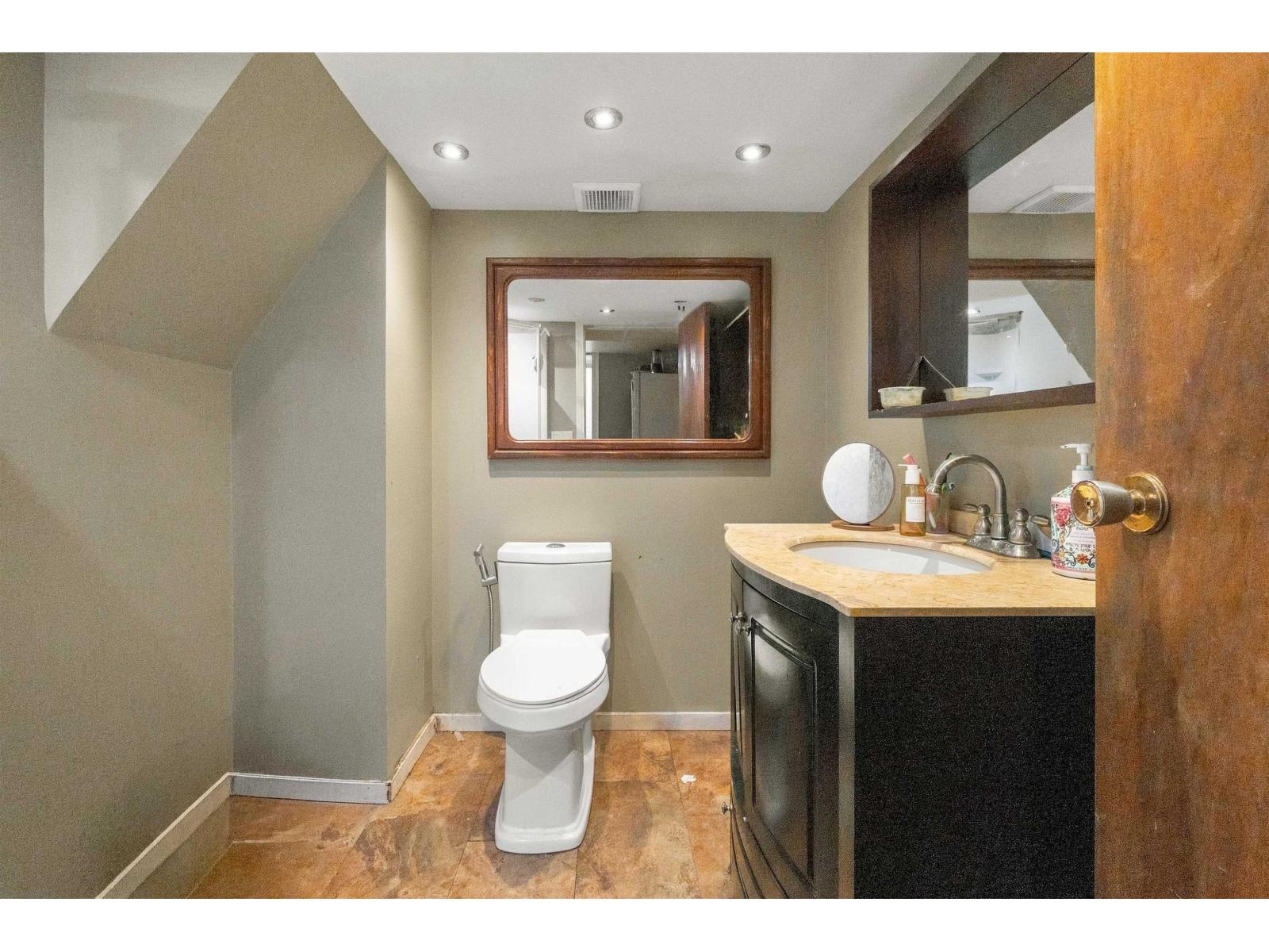 9720 Townline Diversion, Surrey, British Columbia  V3V 2T2 - Photo 14 - R3164045