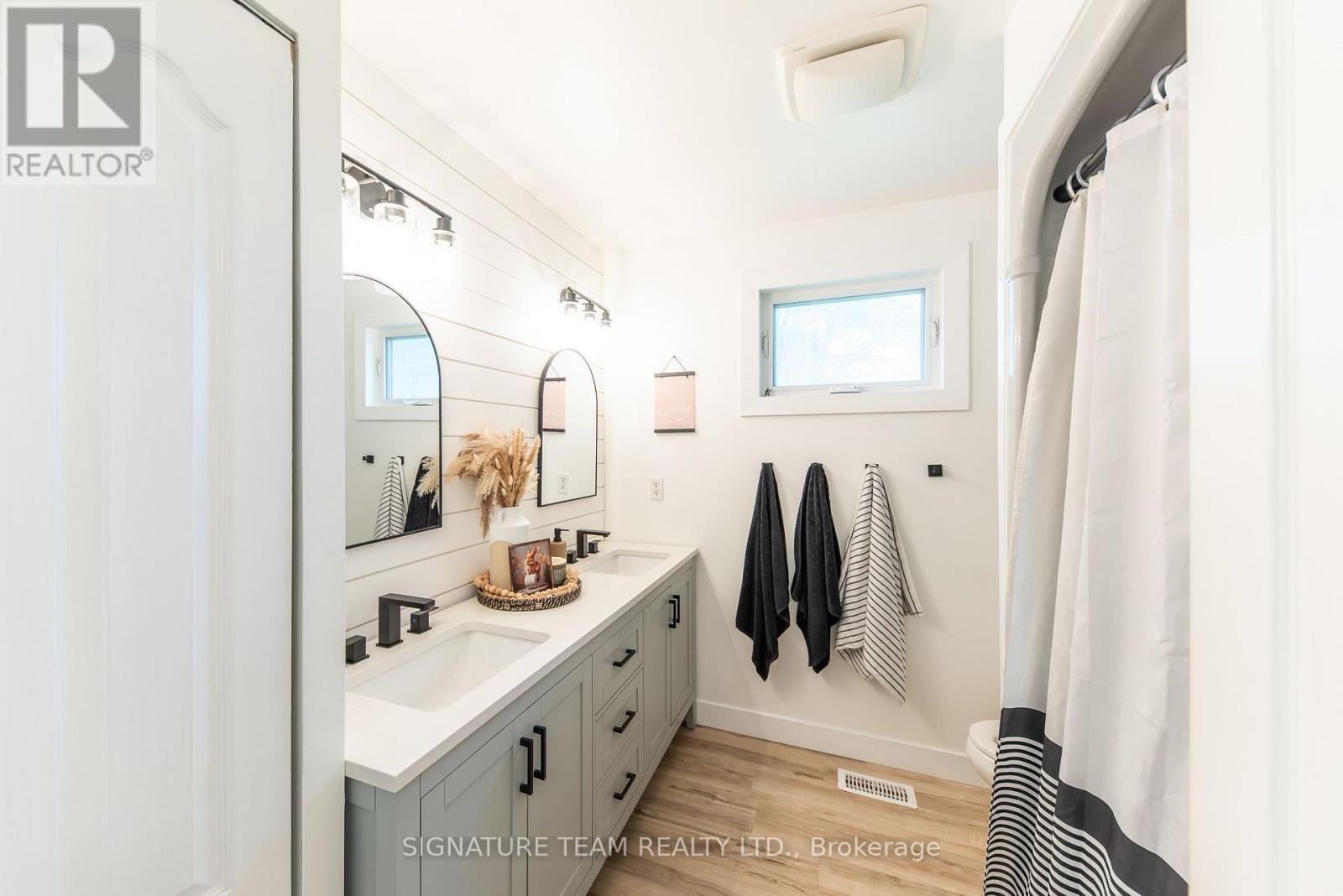 21 Lisa Crescent, Petawawa, Ontario  K8H 2Z8 - Photo 24 - X13789354