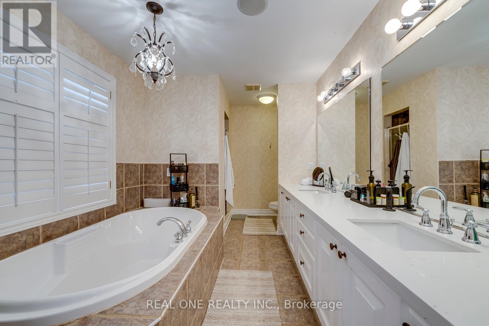 2278 Woodfield Road, Oakville, Ontario  L6H 6Y8 - Photo 29 - W13783848