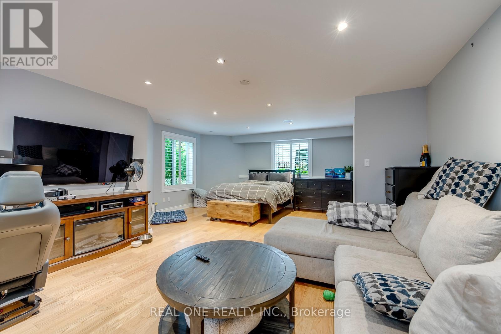 2278 Woodfield Road, Oakville, Ontario  L6H 6Y8 - Photo 37 - W13783848