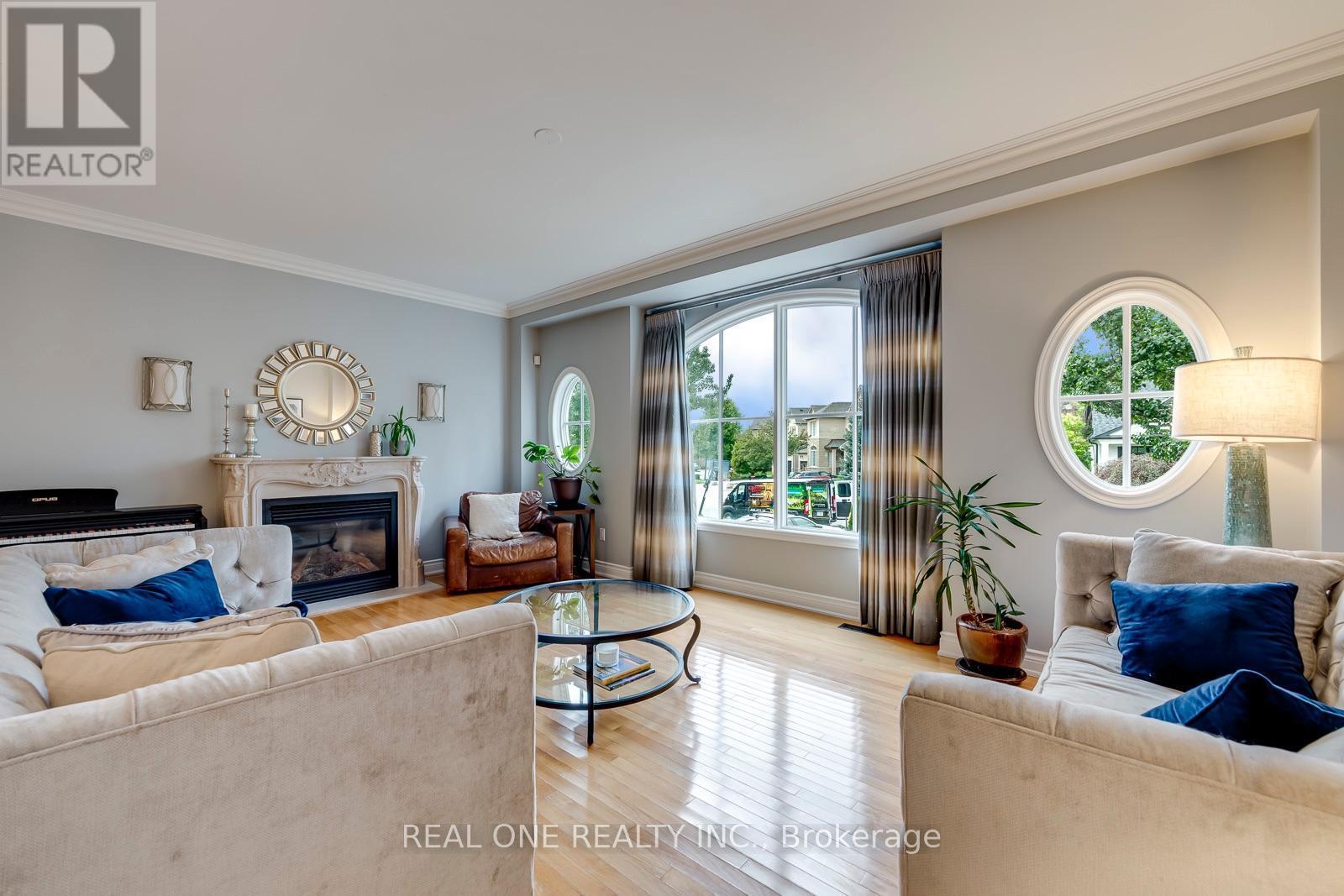 2278 Woodfield Road, Oakville, Ontario  L6H 6Y8 - Photo 6 - W13783848