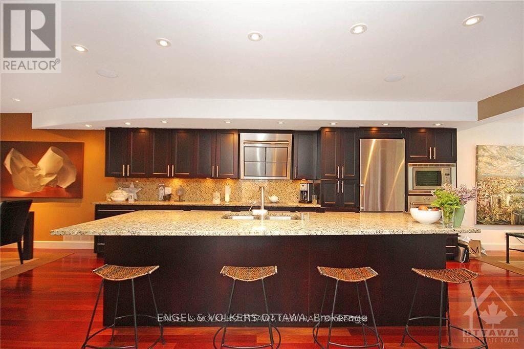 281 Kirchoffer Avenue, Ottawa, Ontario  K2A 1Y1 - Photo 5 - X13457456