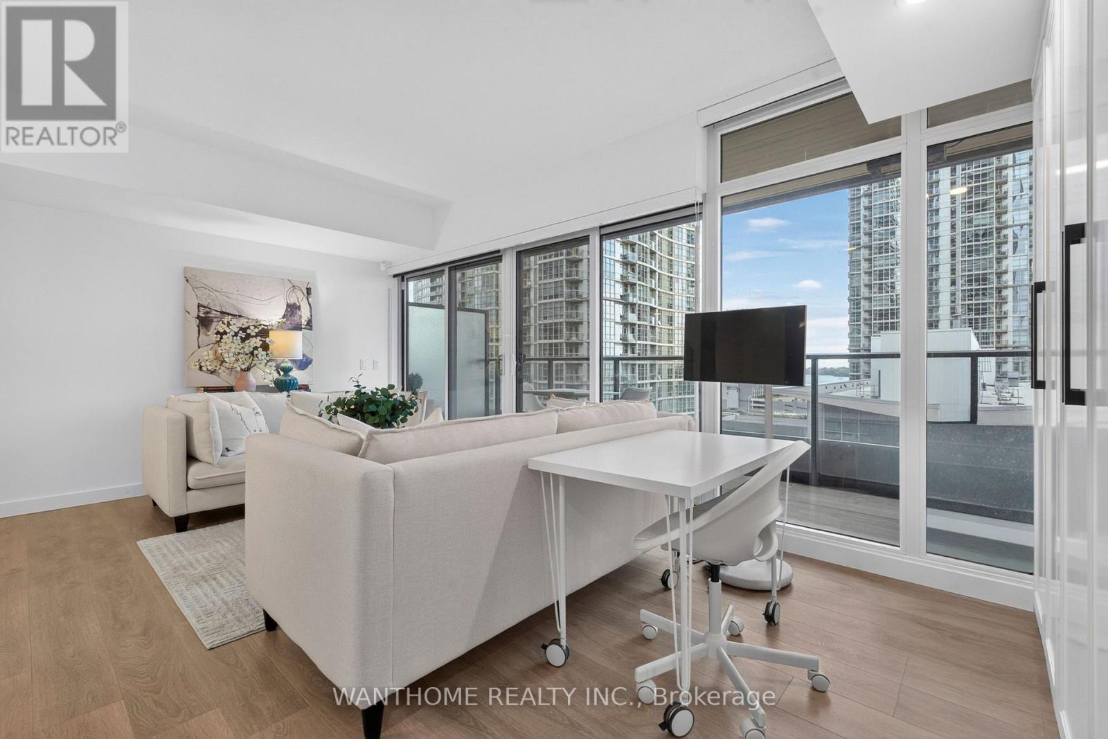 921 - 3 Concord Cityplace Way, Toronto, Ontario  M5V 0X4 - Photo 25 - C13774748