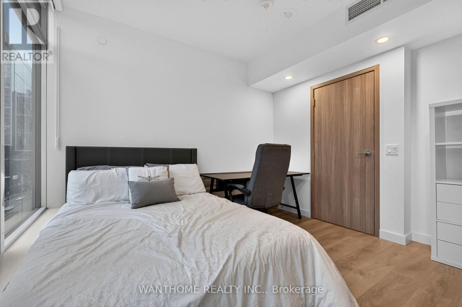 921 - 3 Concord Cityplace Way, Toronto, Ontario  M5V 0X4 - Photo 34 - C13774748