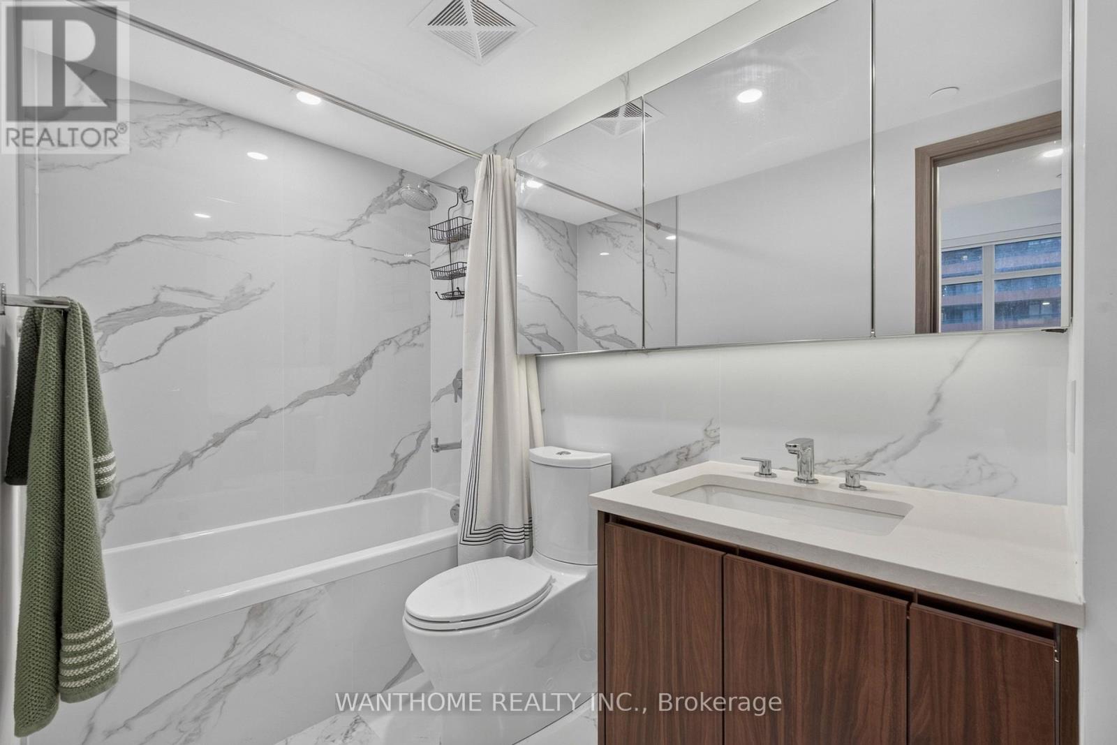 921 - 3 Concord Cityplace Way, Toronto, Ontario  M5V 0X4 - Photo 41 - C13774748