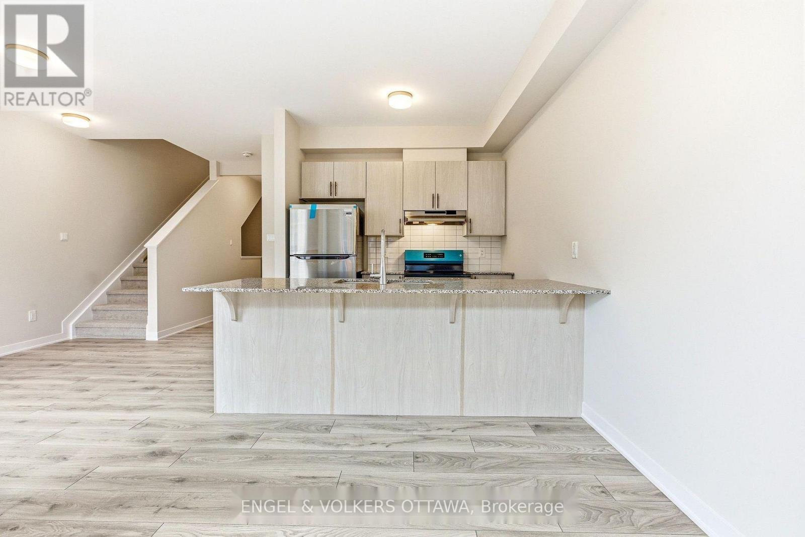 418 Les Emmerson Drive, Ottawa, Ontario  K2J 4J4 - Photo 9 - X13789364
