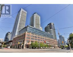 812 - 17 BATHURST STREET, Toronto, Ontario