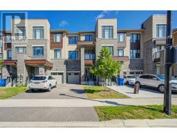 216 VERMONT AVENUE, Newmarket, Ontario