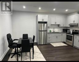 121 APPLEYARD AVENUE, Vaughan, Ontario