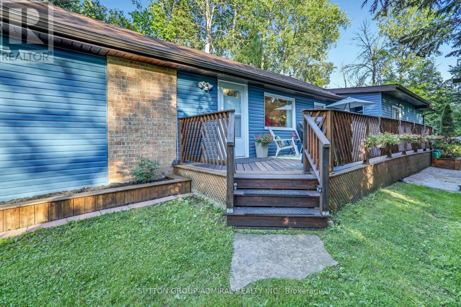1087 Elm Street, Innisfil, Ontario  L0L 1C0 - Photo 1 - N13789418