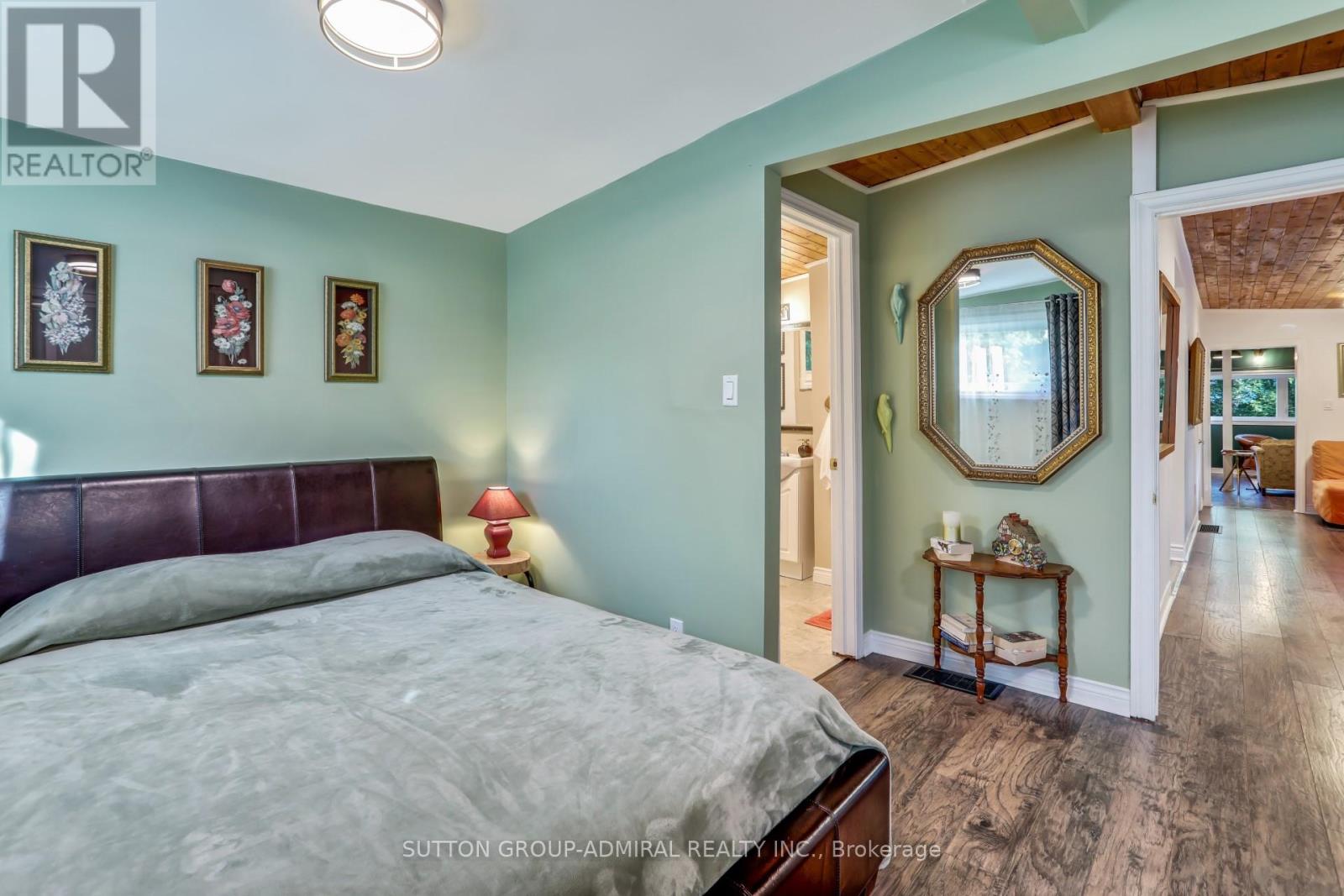 1087 Elm Street, Innisfil, Ontario  L0L 1C0 - Photo 15 - N13789418
