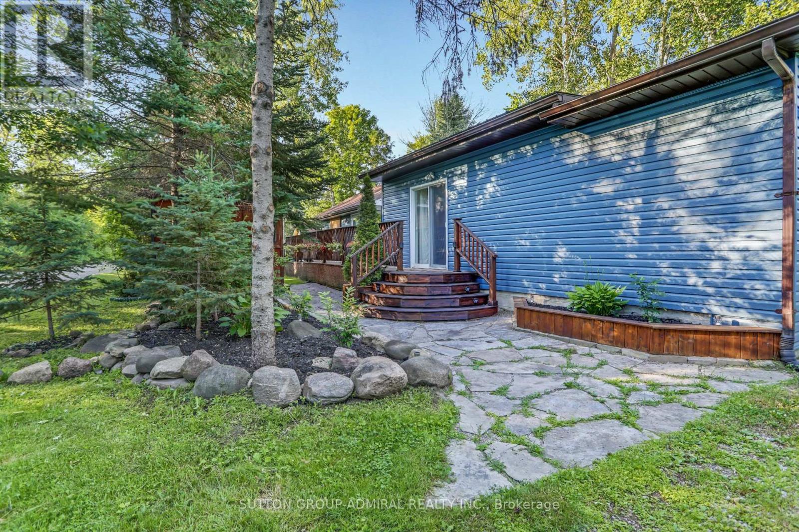 1087 Elm Street, Innisfil, Ontario  L0L 1C0 - Photo 4 - N13789418