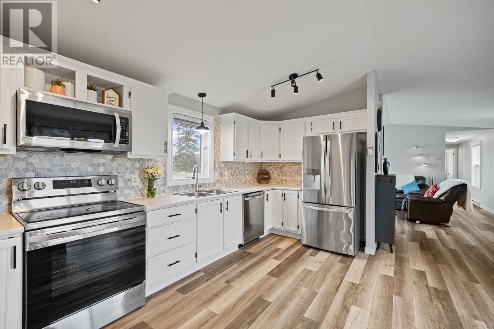 237 Avondale Road, Rte 216, Vernon River, Prince Edward Island  C0A 2E0 - Photo 11 - 202623426