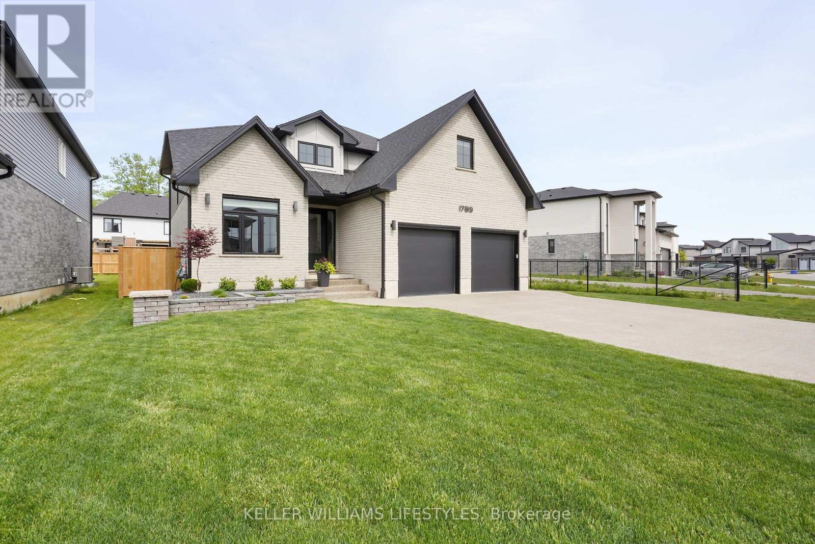 1789 Applerock Avenue, London North, Ontario  N6G 2S7 - Photo 2 - X13789476